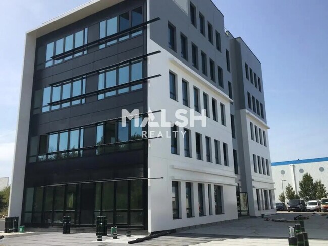 Plus de détails pour Bureau à louer