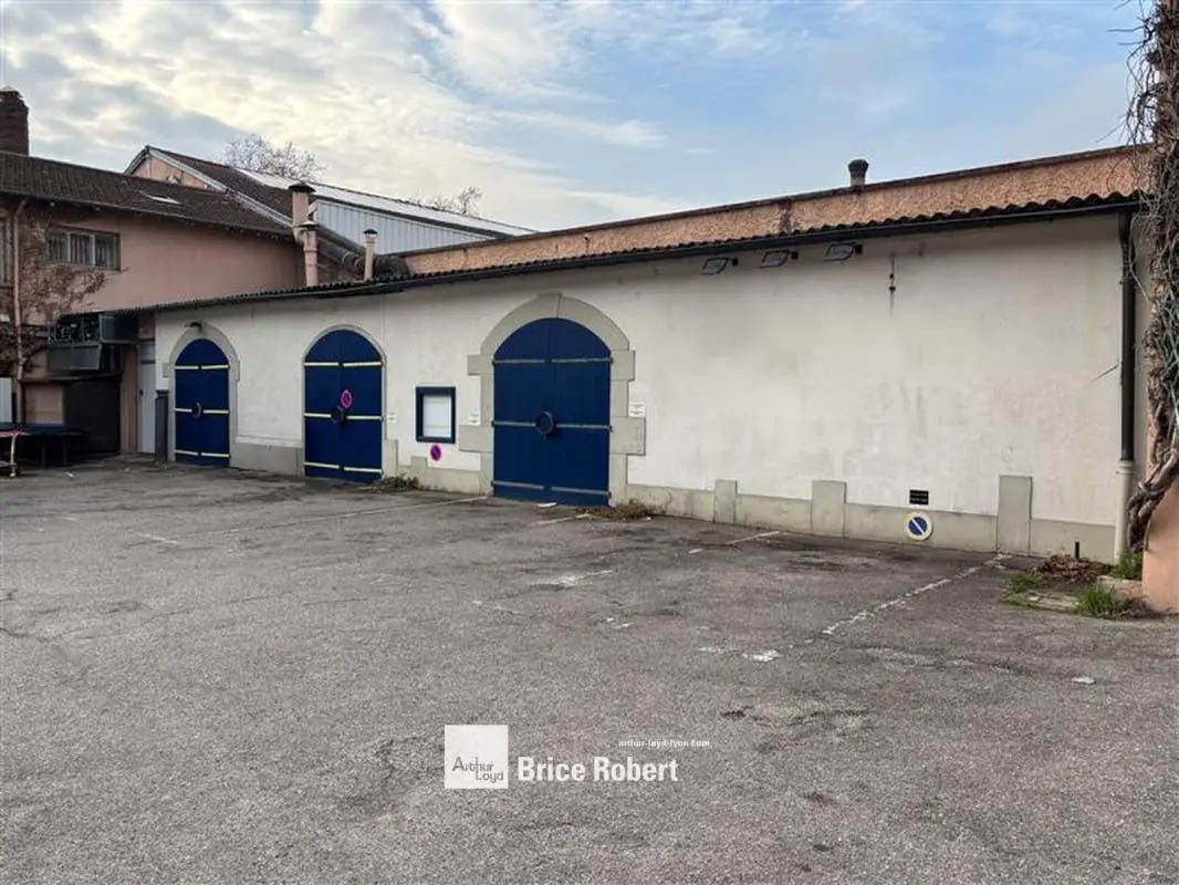 18 Avenue Sidoine Apollinaire, Lyon à vendre Photo de l’immeuble– Image 1 sur 5