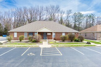 Plus de détails pour 22 Professional Park Dr, Maryville, IL - Bureau à louer