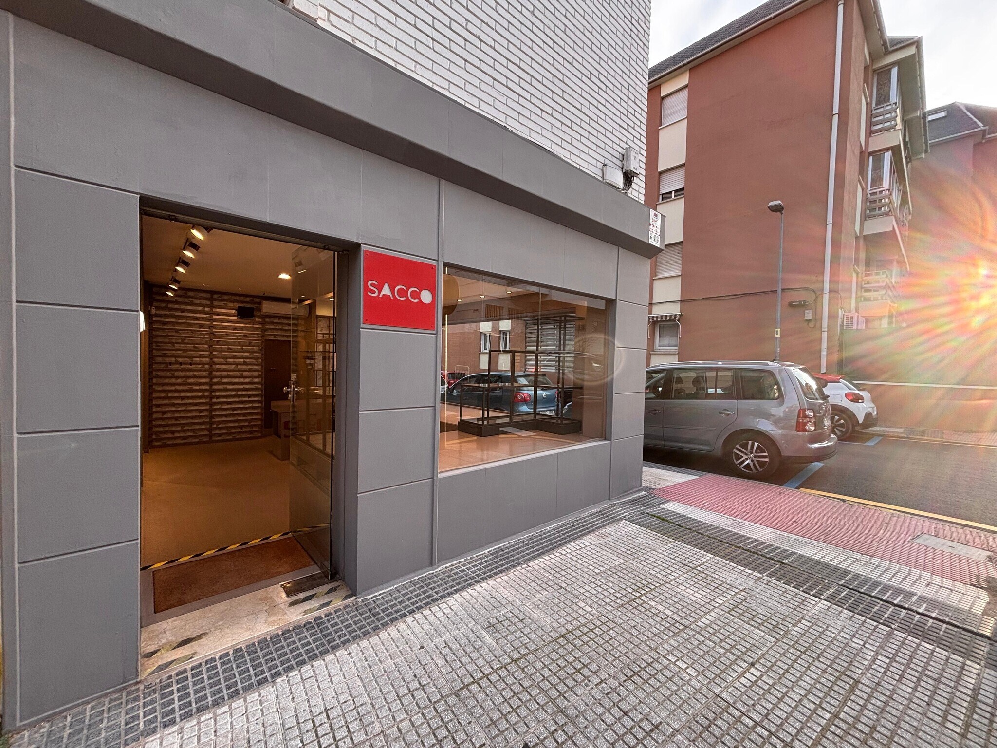 Avenida de España, 18, Majadahonda, Madrid à louer Photo principale– Image 1 sur 4