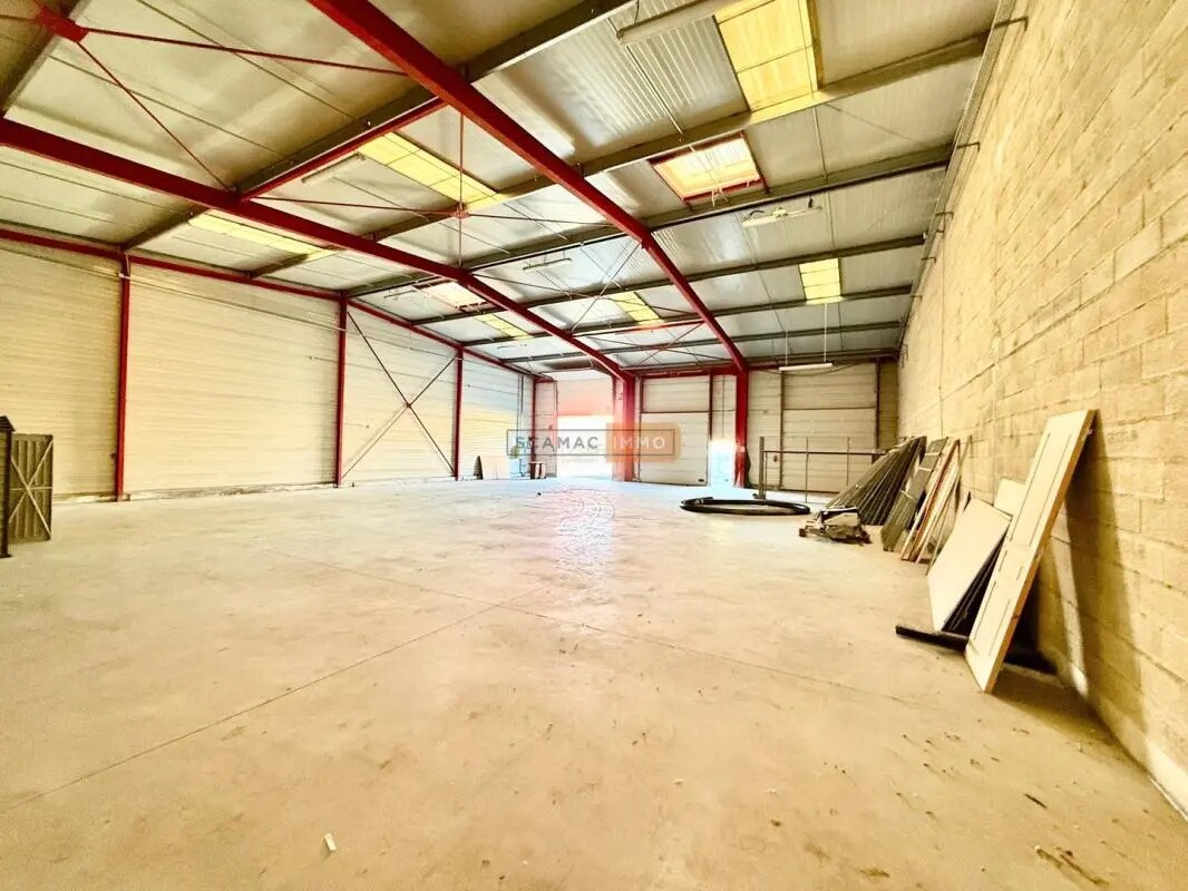 Industriel/Logistique dans Le Muy à louer Photo intérieure– Image 1 sur 6