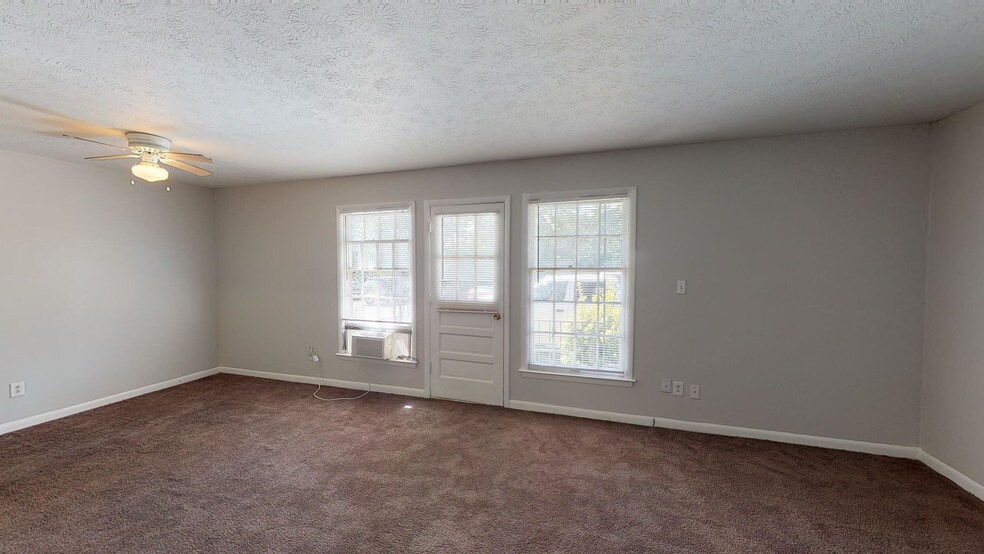 1707-1724 Versailles Rd, Lexington, KY à vendre - Numérisation 3D Matterport – Image 3 sur 13