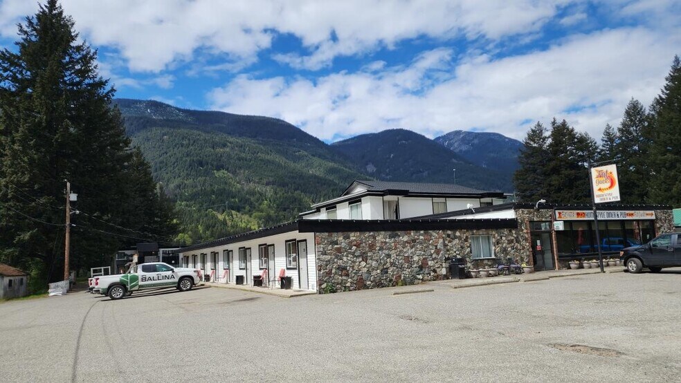 50865 Trans-Canada Hwy, Boston Bar, BC à vendre - Photo de l’immeuble – Image 3 sur 6