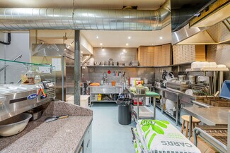 Plus de détails pour 13 Bell St, St Andrews - Local commercial à vendre