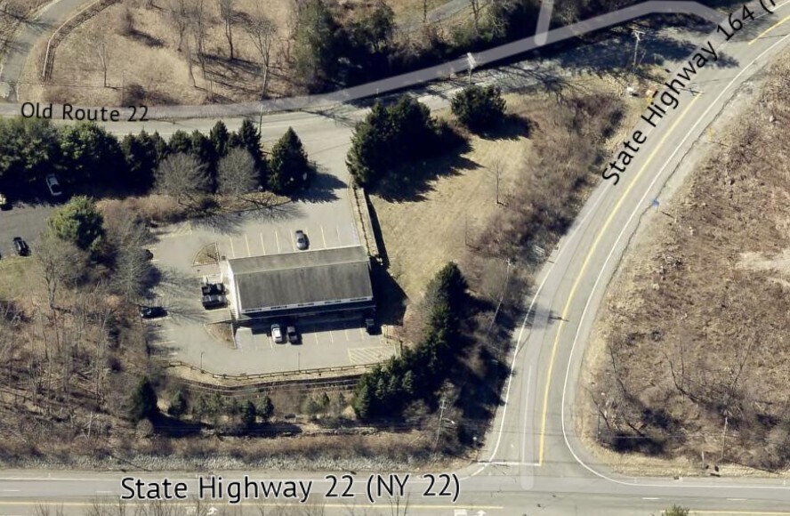 4251 Old Route 22, Brewster, NY à louer - Photo de l’immeuble – Image 1 sur 7