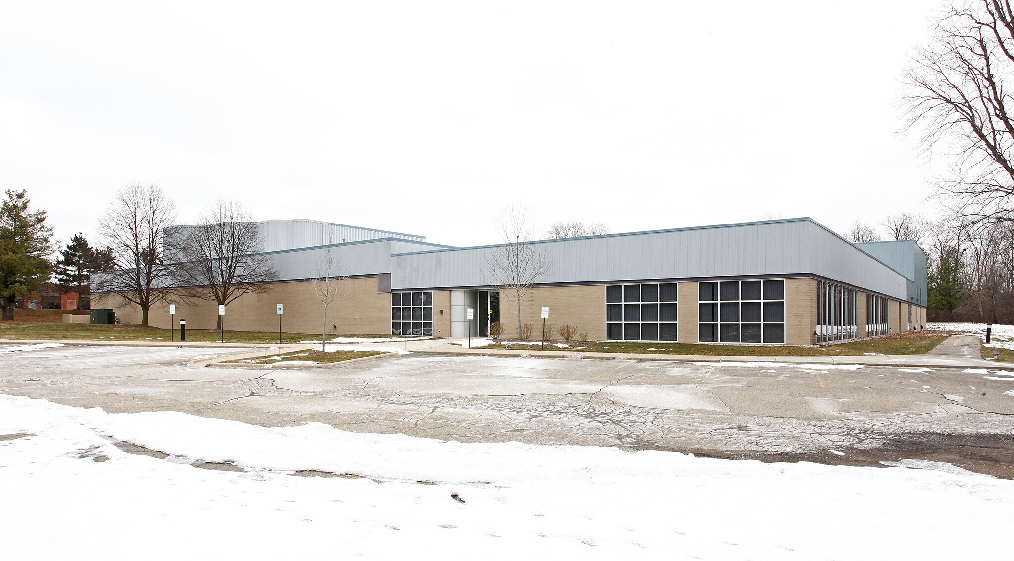 5075 Venture Dr, Ann Arbor, MI à vendre Photo principale– Image 1 sur 4