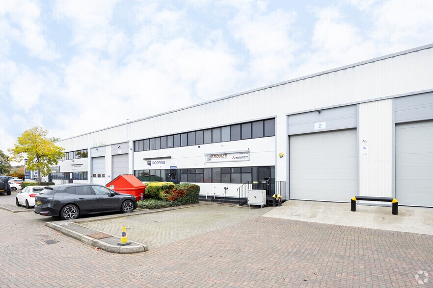 Neptune Clos, Rochester à louer - Photo de l’immeuble – Image 3 sur 4