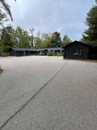 Plus de détails pour 2790 Blue Star Hwy, Fennville, MI - Spécialisé à vendre