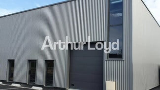 Plus de détails pour Local d'activités à louer