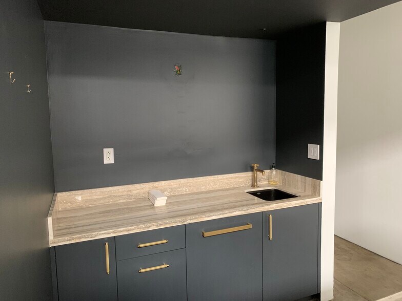 3820-3822 Willat St, Culver City, CA à louer - Photo intérieure – Image 3 sur 5