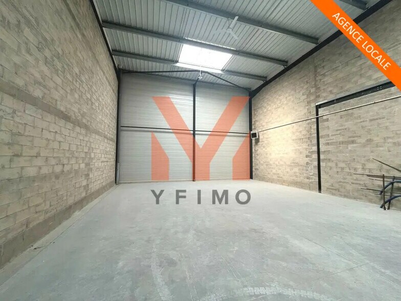 Local d'activités dans Buchelay à vendre - Photo intérieure – Image 1 sur 5