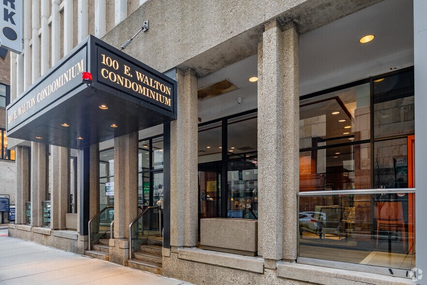 100 E Walton St, Chicago, IL à louer - Photo de l’immeuble – Image 3 sur 17