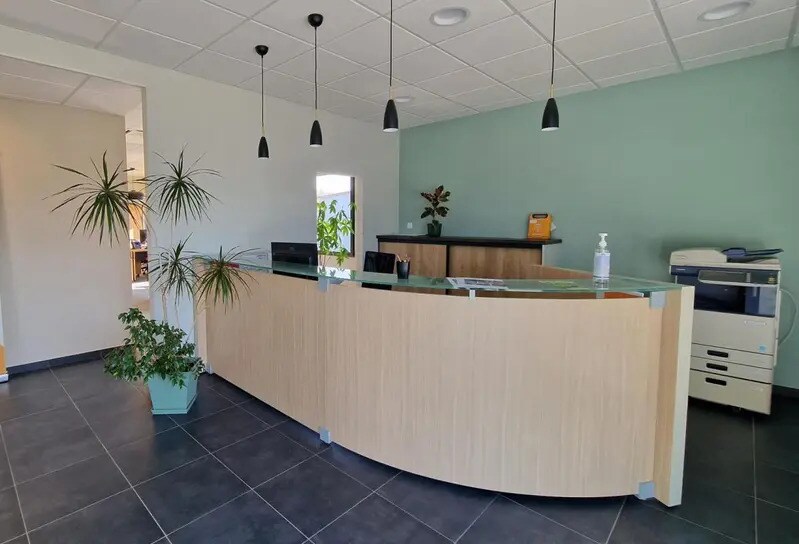 Bureau dans Châtenoy-en-Bresse à louer - Hall d’entrée – Image 2 sur 11