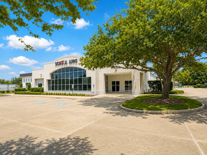 9335 Interline Ave, Baton Rouge, LA à vendre - Photo principale – Image 1 sur 30