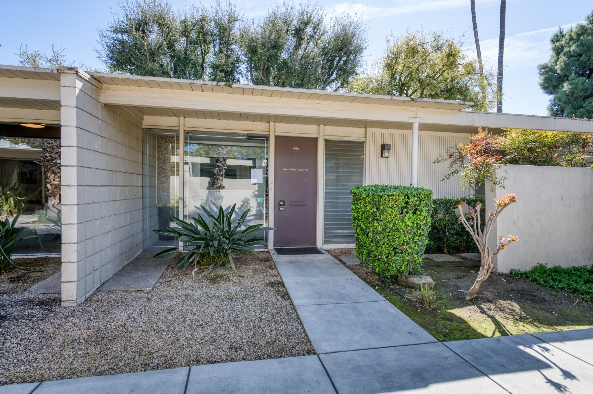 446 W Shaw Ave, Fresno, CA à vendre Photo principale– Image 1 sur 10