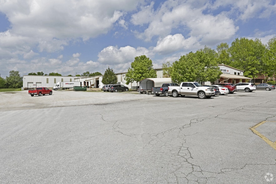 1821 S 1st St, Rogers, AR à louer - Photo principale – Image 2 sur 4