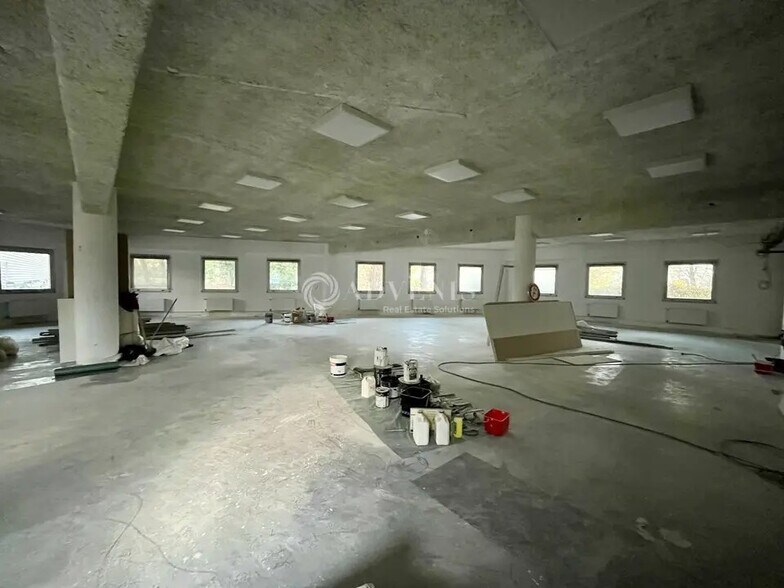 Local d'activités dans Nanterre à vendre - Photo intérieure – Image 3 sur 10