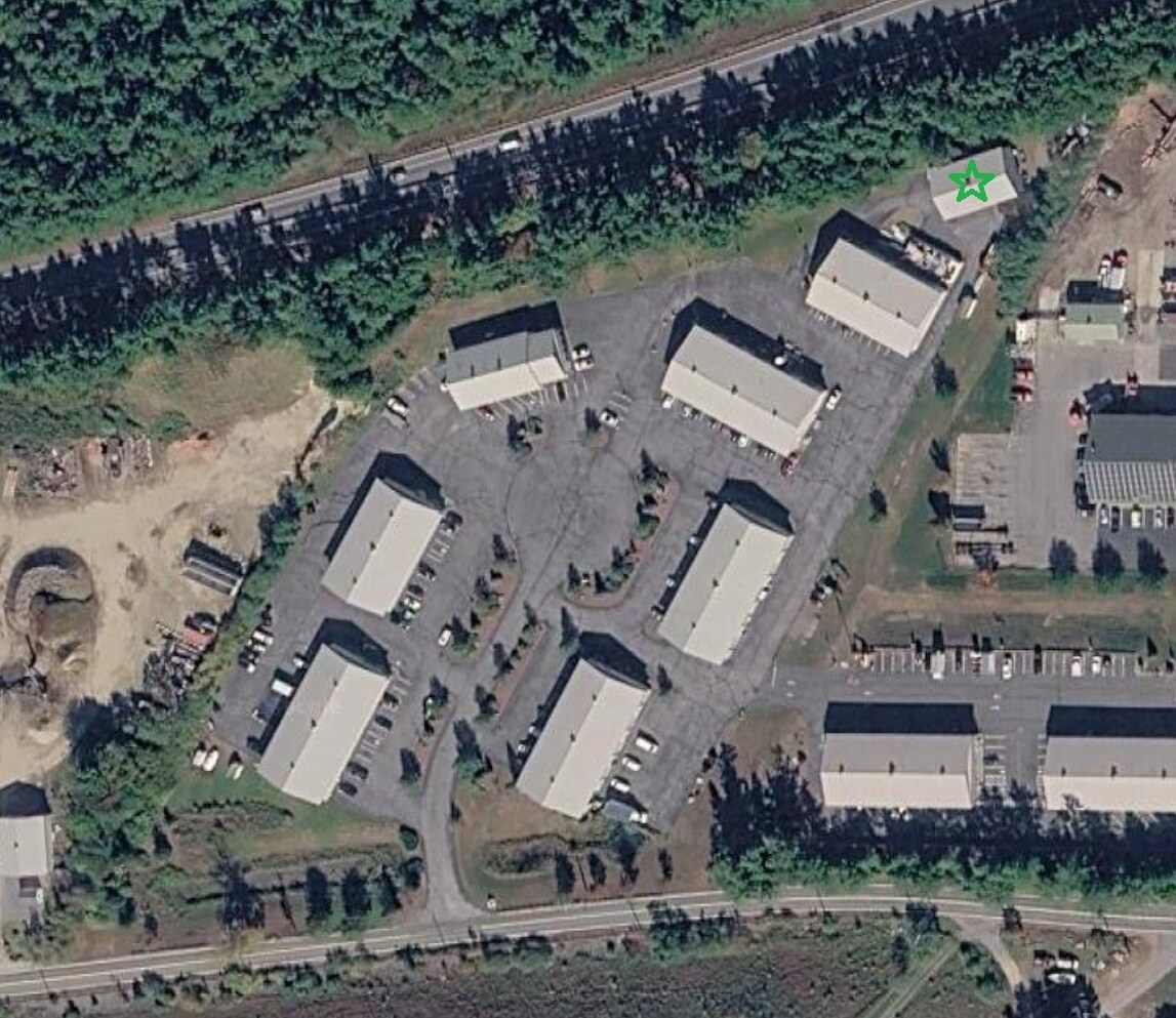 9 Commerce Way, Carver, MA à louer Photo principale– Image 1 sur 2