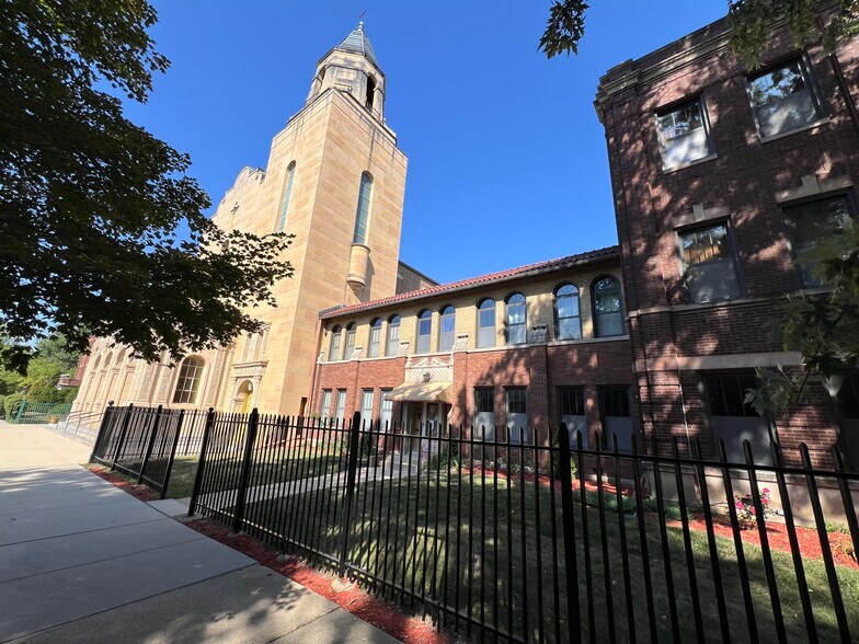 5212 W Agatite Ave, Chicago, IL à vendre - Photo de l’immeuble – Image 3 sur 15