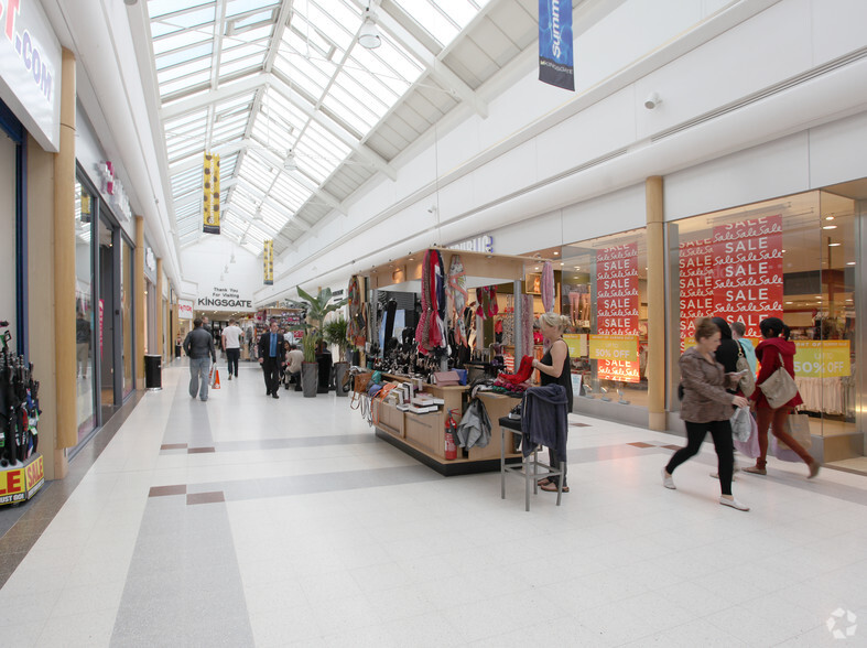 Kingsgate Shopping Centre, Huddersfield à louer - Photo intérieure – Image 2 sur 6