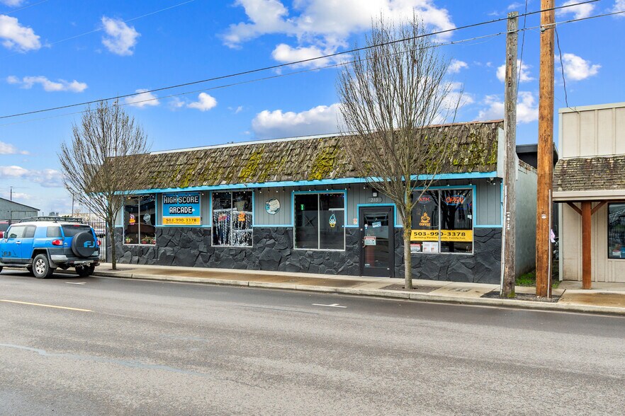 208 N Molalla Ave, Molalla, OR à vendre - Photo de l’immeuble – Image 2 sur 47
