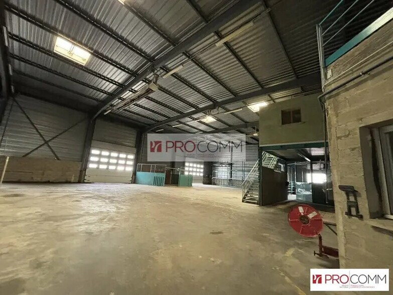 Local d'activités dans Nogent-le-Phaye à vendre - Photo intérieure – Image 1 sur 5