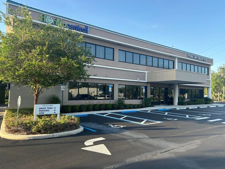 2201 NE Coachman Rd, Clearwater, FL à vendre - Photo de l’immeuble – Image 1 sur 7