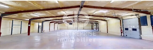 Plus de détails pour Bureau, Industriel/Logistique à louer
