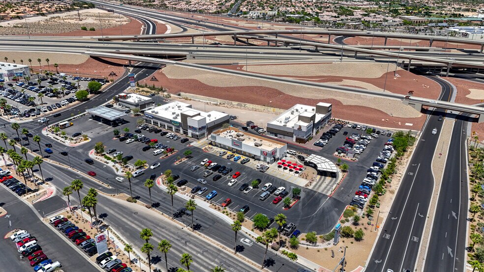 6450 Centennial Center Blvd, Las Vegas, NV à vendre - Photo de l’immeuble – Image 3 sur 4