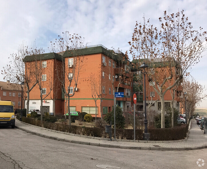 Avenida Móstoles, 1, Moraleja de Enmedio, Madrid à vendre - Photo de l’immeuble – Image 2 sur 2