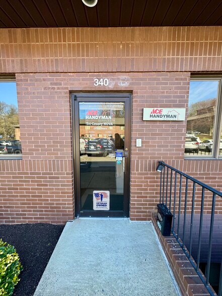 2200 Opitz Blvd, Woodbridge, VA à louer - Photo de l’immeuble – Image 3 sur 12