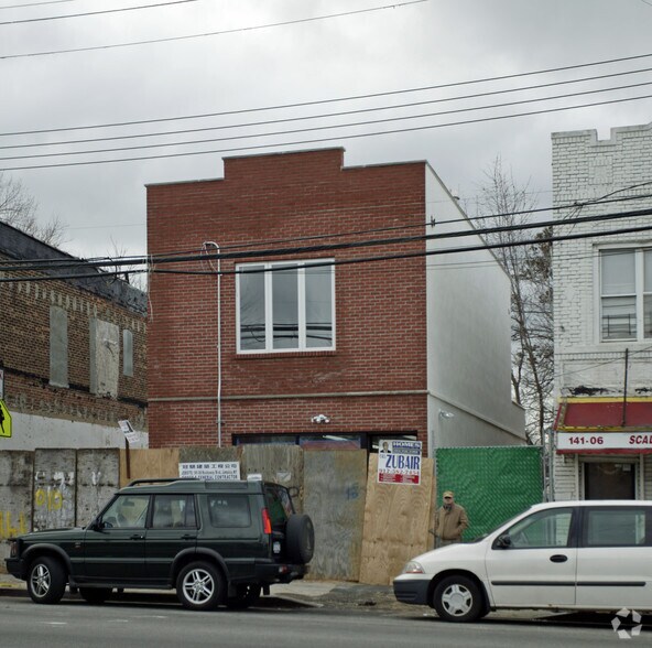141-08 Rockaway Blvd, Jamaica, NY à vendre - Photo de l’immeuble – Image 2 sur 6