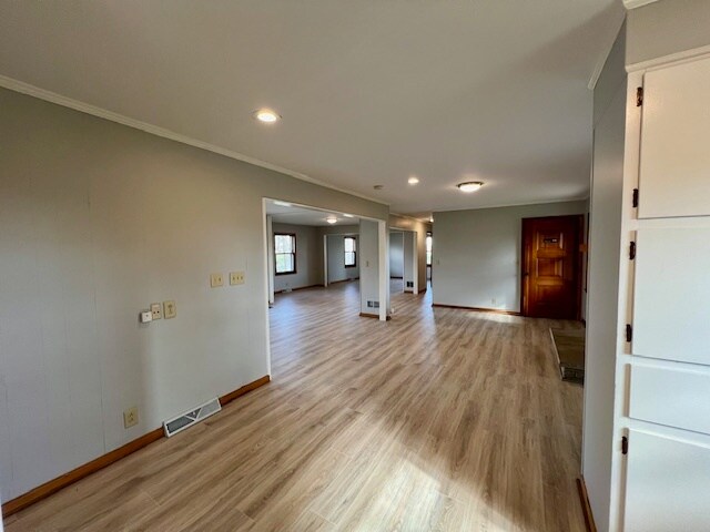 658 N Broadway, Portland, TN à louer - Photo intérieure – Image 3 sur 15