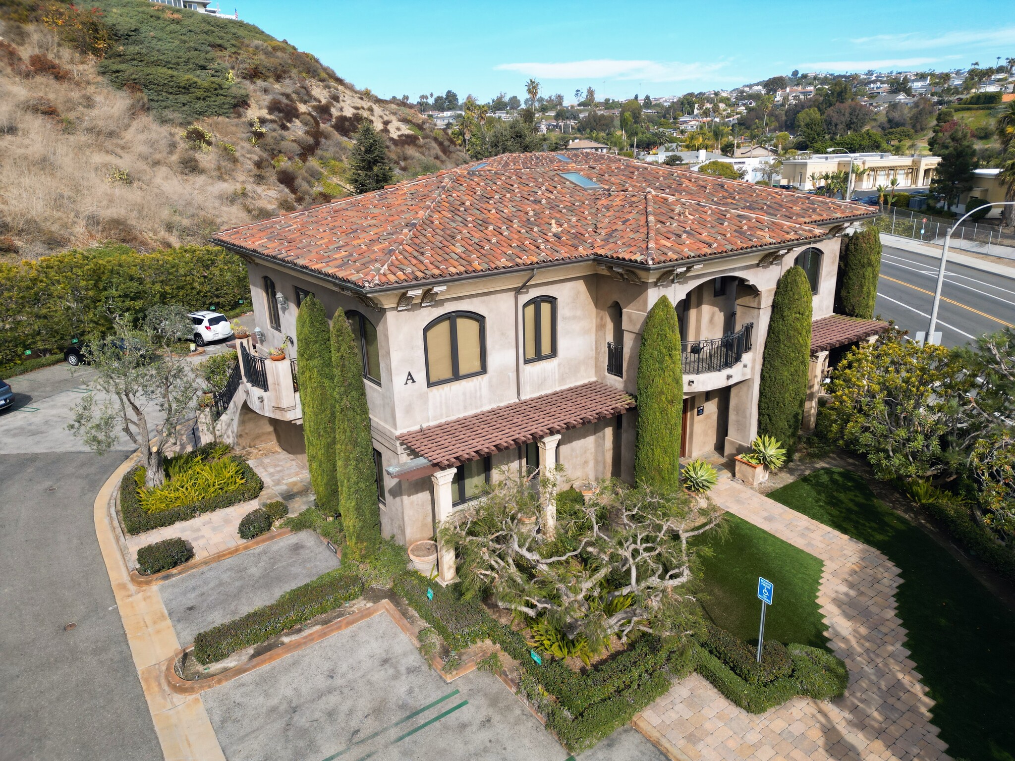 2753 Camino Capistrano, San Clemente, CA à louer Photo de l’immeuble– Image 1 sur 9