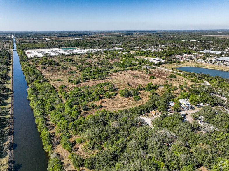 2525 Center Rd, Fort Pierce, FL à vendre - Aérien – Image 3 sur 18