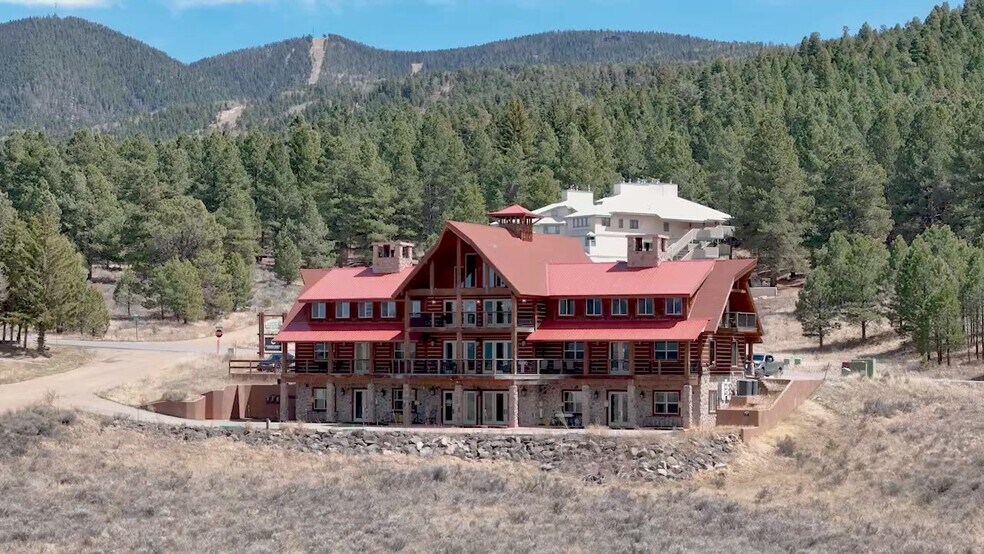 30 S Angel Fire Rd, Angel Fire, NM à vendre - Vidéo sur l’annonce professionnelle – Image 2 sur 24