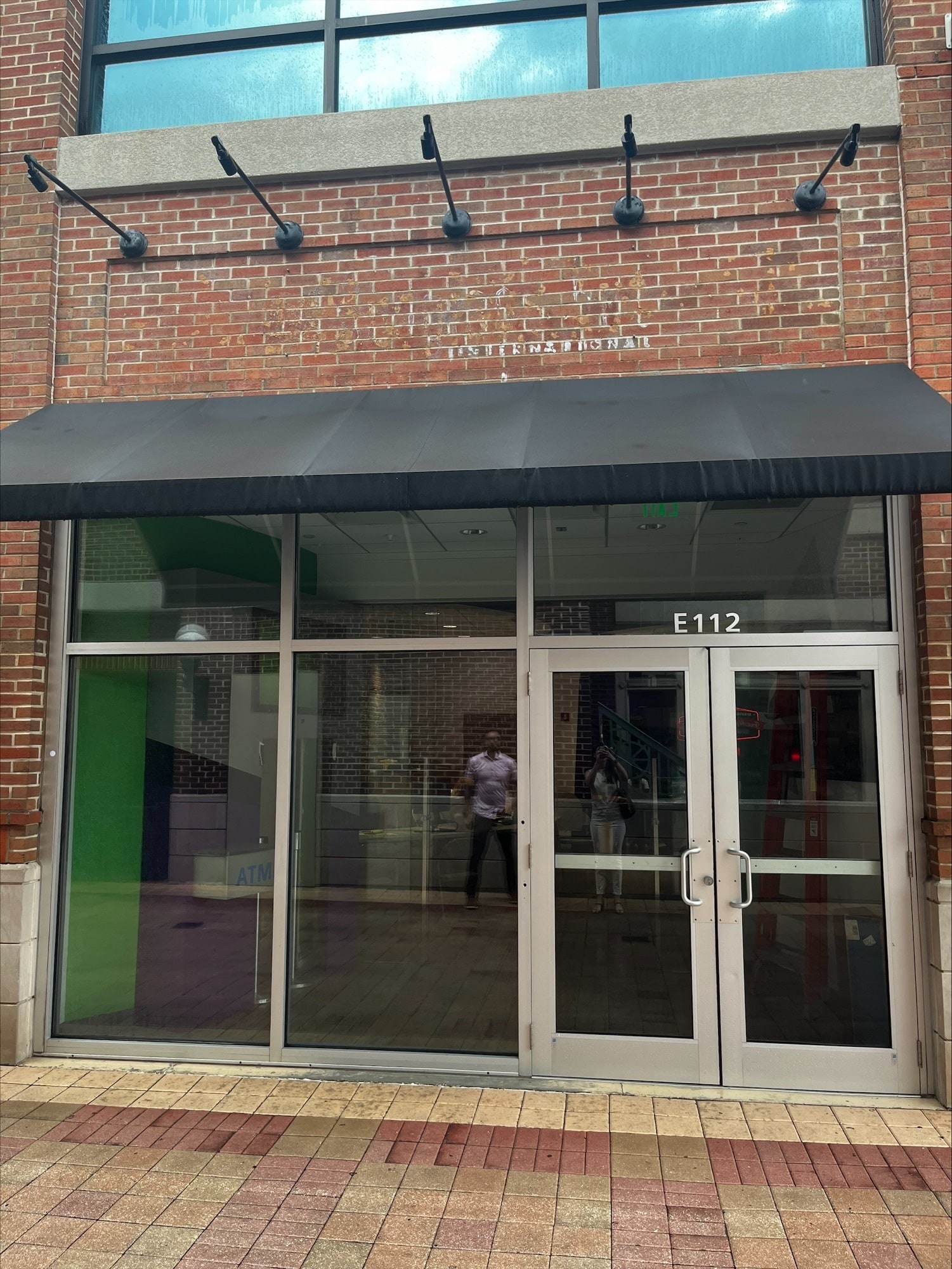 1600 E 8th Ave, Tampa, FL à louer Photo de l’immeuble– Image 1 sur 3