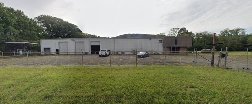 1317 Godfrey Ave SE, Fort Payne, AL à vendre - Photo de l’immeuble – Image 2 sur 2