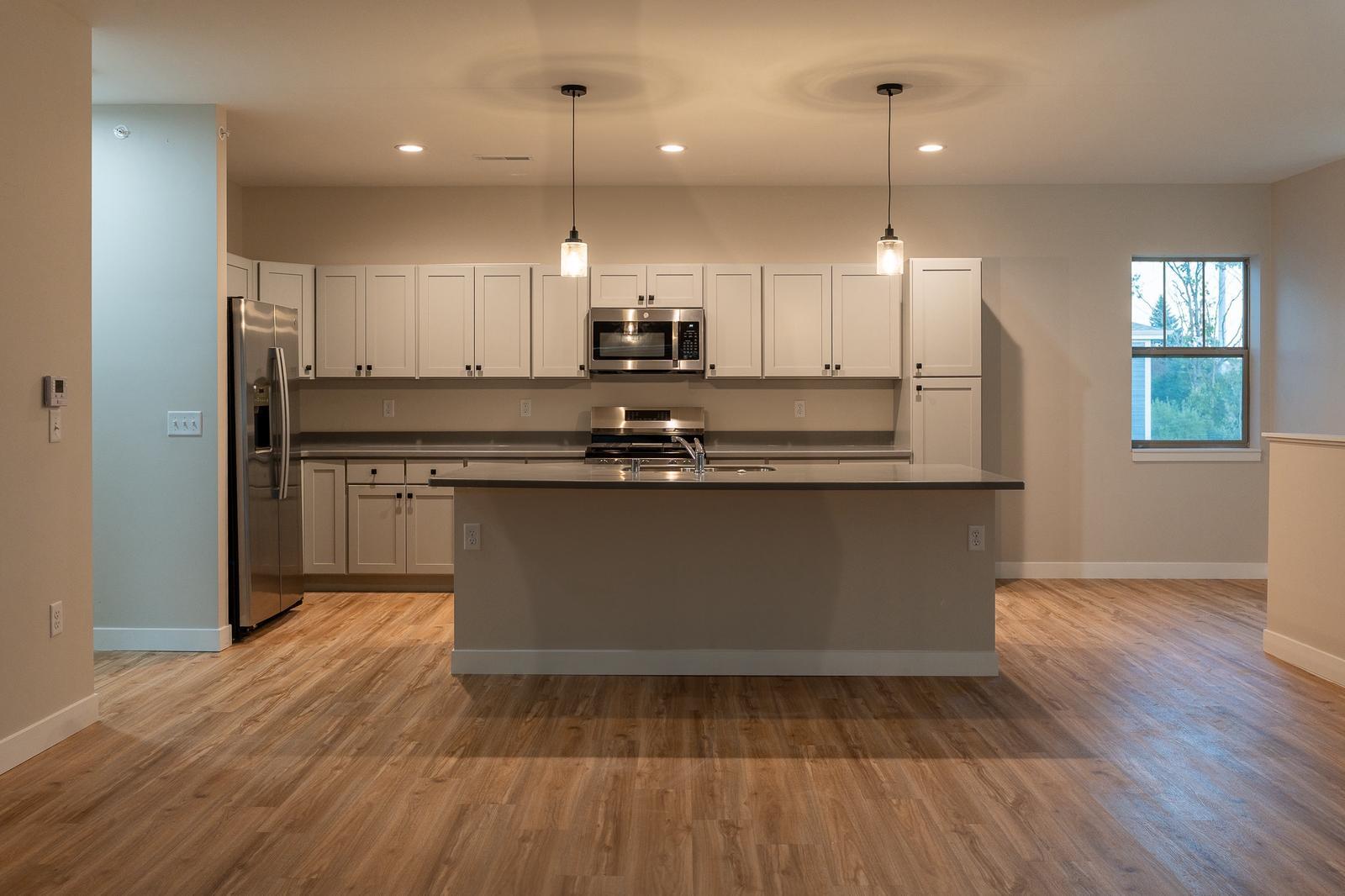 108 th St & Oklahoma Ave ,, West Allis, WI à vendre Photo principale– Image 1 sur 7