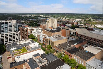 125 S Kalamazoo Mall, Kalamazoo, MI - VUE AÉRIENNE  vue de carte