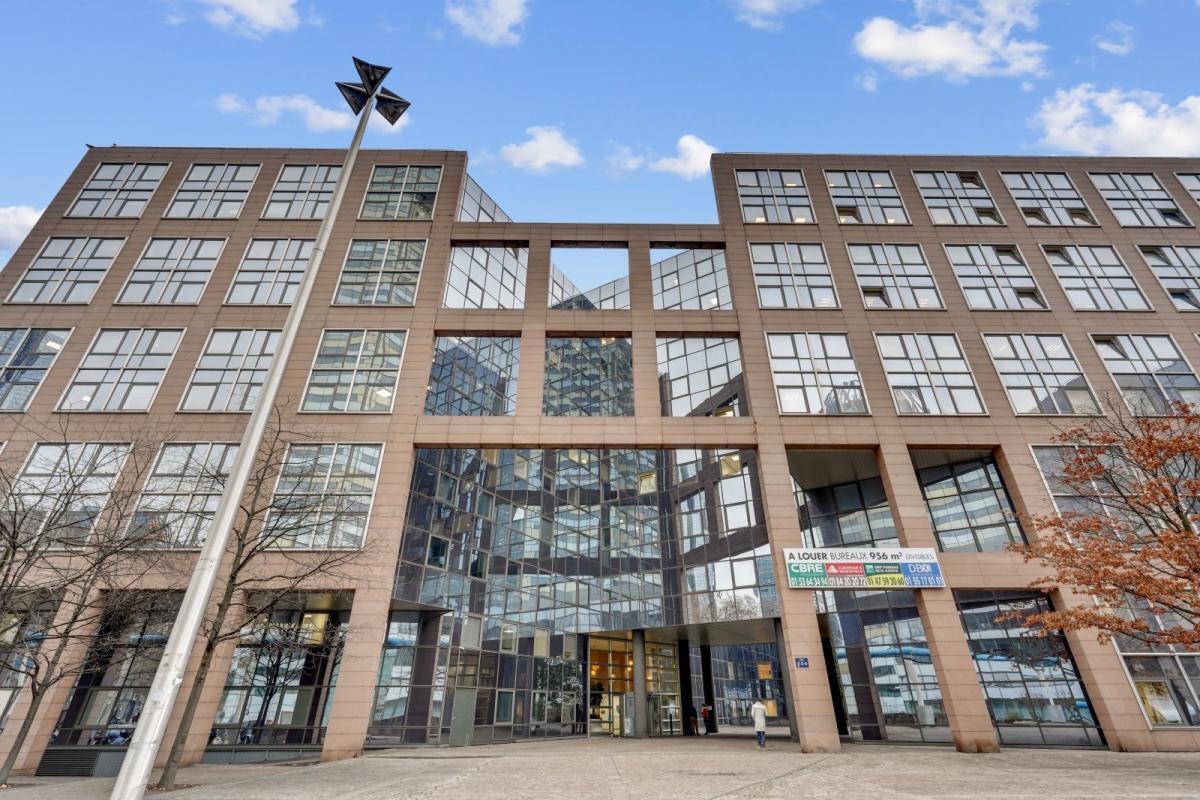 2 Place Des Vosges, Courbevoie à louer Photo de l’immeuble– Image 1 sur 20
