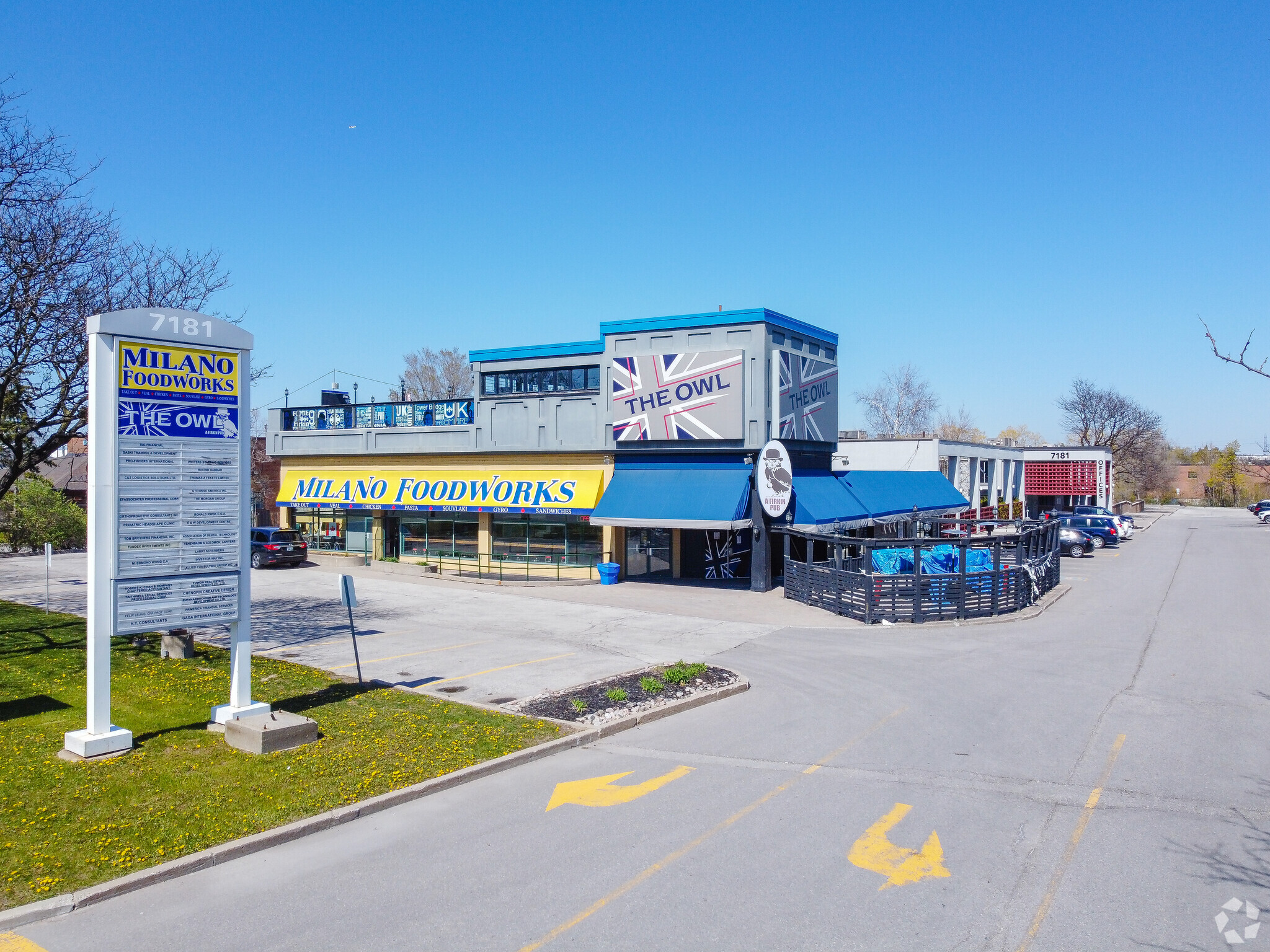 7181 Woodbine Ave, Markham, ON à louer Photo principale– Image 1 sur 5