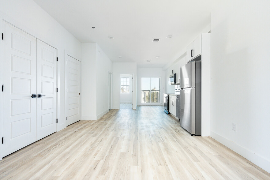 809 Diamond St, Philadelphia, PA à vendre - Photo de l’immeuble – Image 3 sur 96
