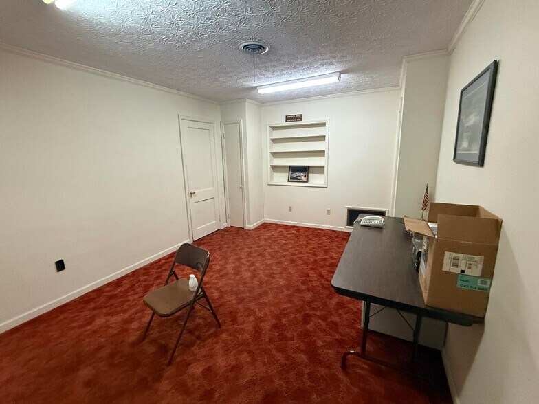 4348 S Laurel Rd, London, KY à vendre - Photo intérieure – Image 3 sur 11