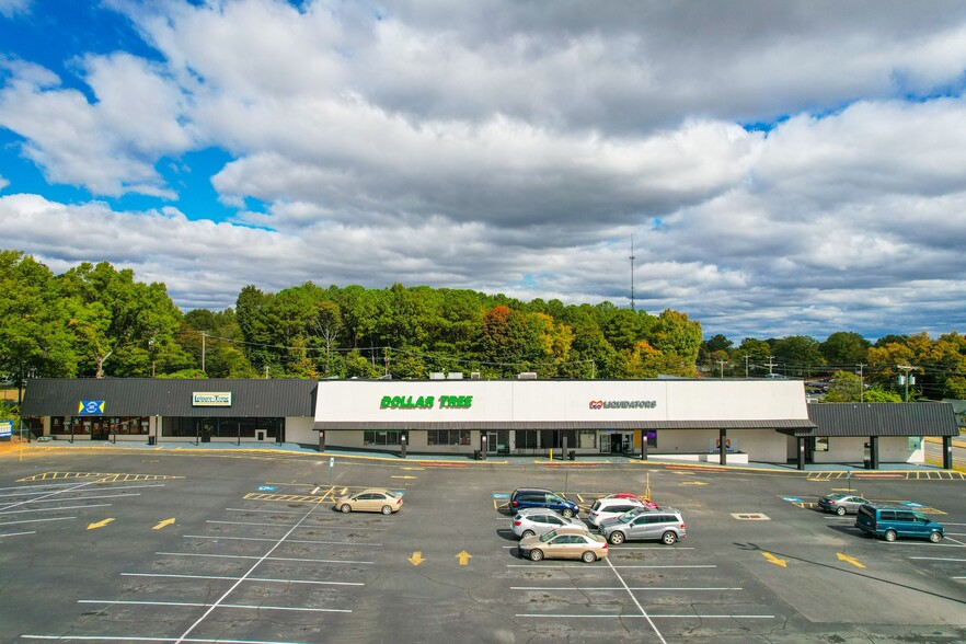 295 E 22nd St, Kannapolis, NC à louer - Photo de l’immeuble – Image 1 sur 5