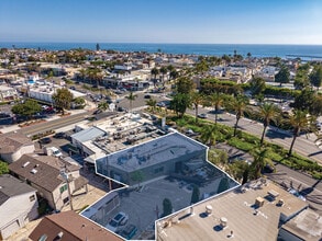 3222 E Coast Hwy, Corona Del Mar, CA à louer Aérien– Image 1 sur 20