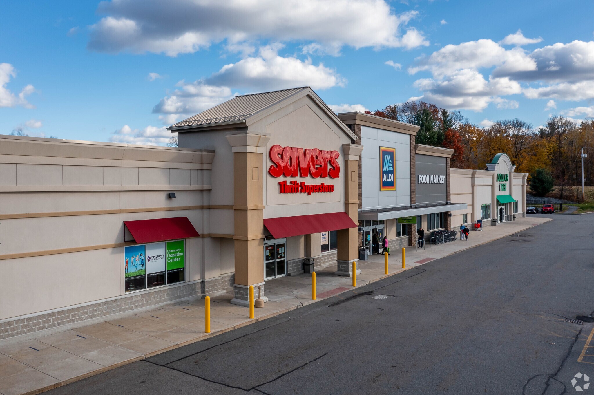 5-11 Plaistow Rd, Plaistow, NH à louer Photo principale– Image 1 sur 18