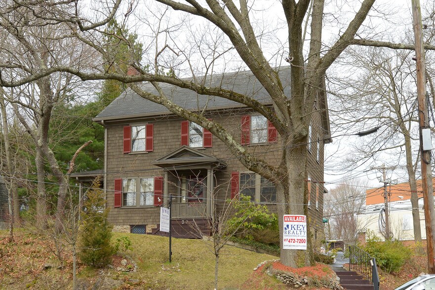 37 Central Ave, Milton, MA à louer - Photo de l’immeuble – Image 2 sur 2