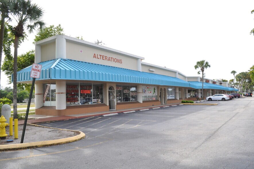 7200-7300 W Oakland Park Blvd, Lauderhill, FL à louer - Photo de l’immeuble – Image 2 sur 4