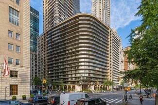 Plus de détails pour 200 Central Park S, New York, NY - Bureau/Médical à louer